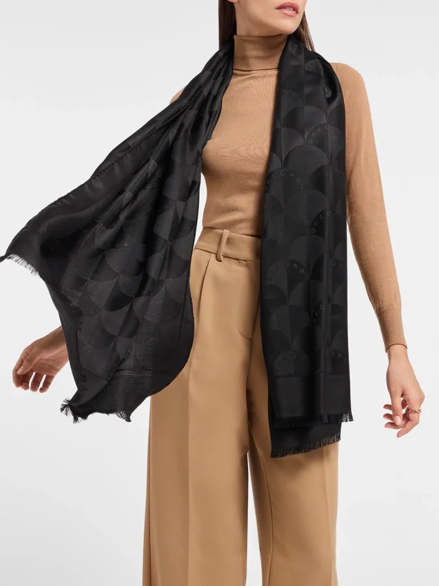 Calla Maxi Stole Calla Maxi Stole