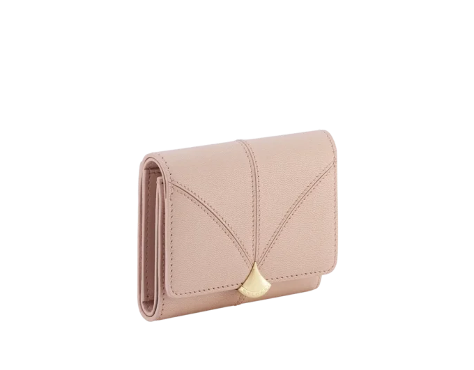 Divas’ Dream Compact Wallet Divas’ Dream Compact Wallet
