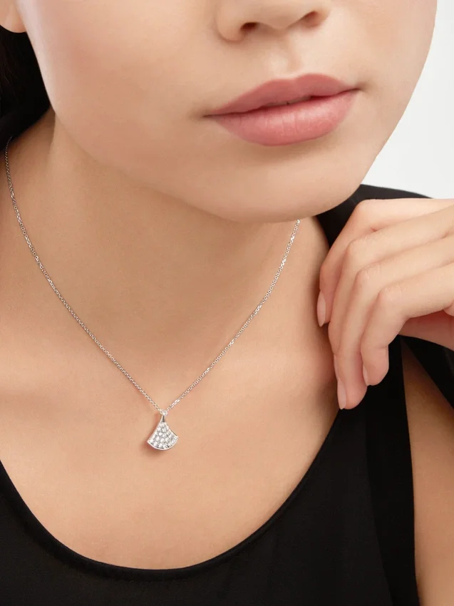Divas’ Dream Necklace Divas’ Dream Necklace