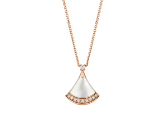 Divas’ Dream Necklace Divas’ Dream Necklace