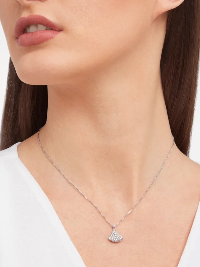 Divas’ Dream Necklace Divas’ Dream Necklace