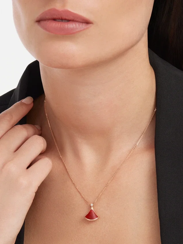 Divas’ Dream Necklace Divas’ Dream Necklace