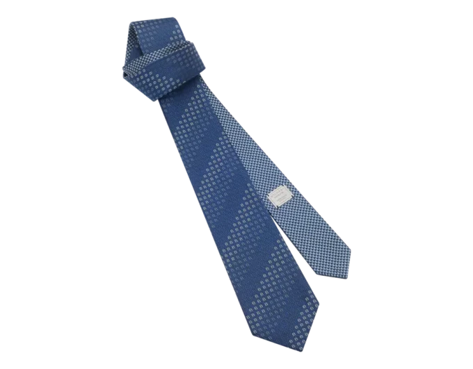 Double Tie Double Tie