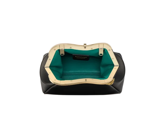 Serpentine Pouch