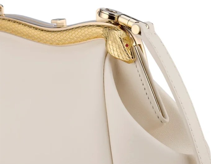 Serpentine Pouch